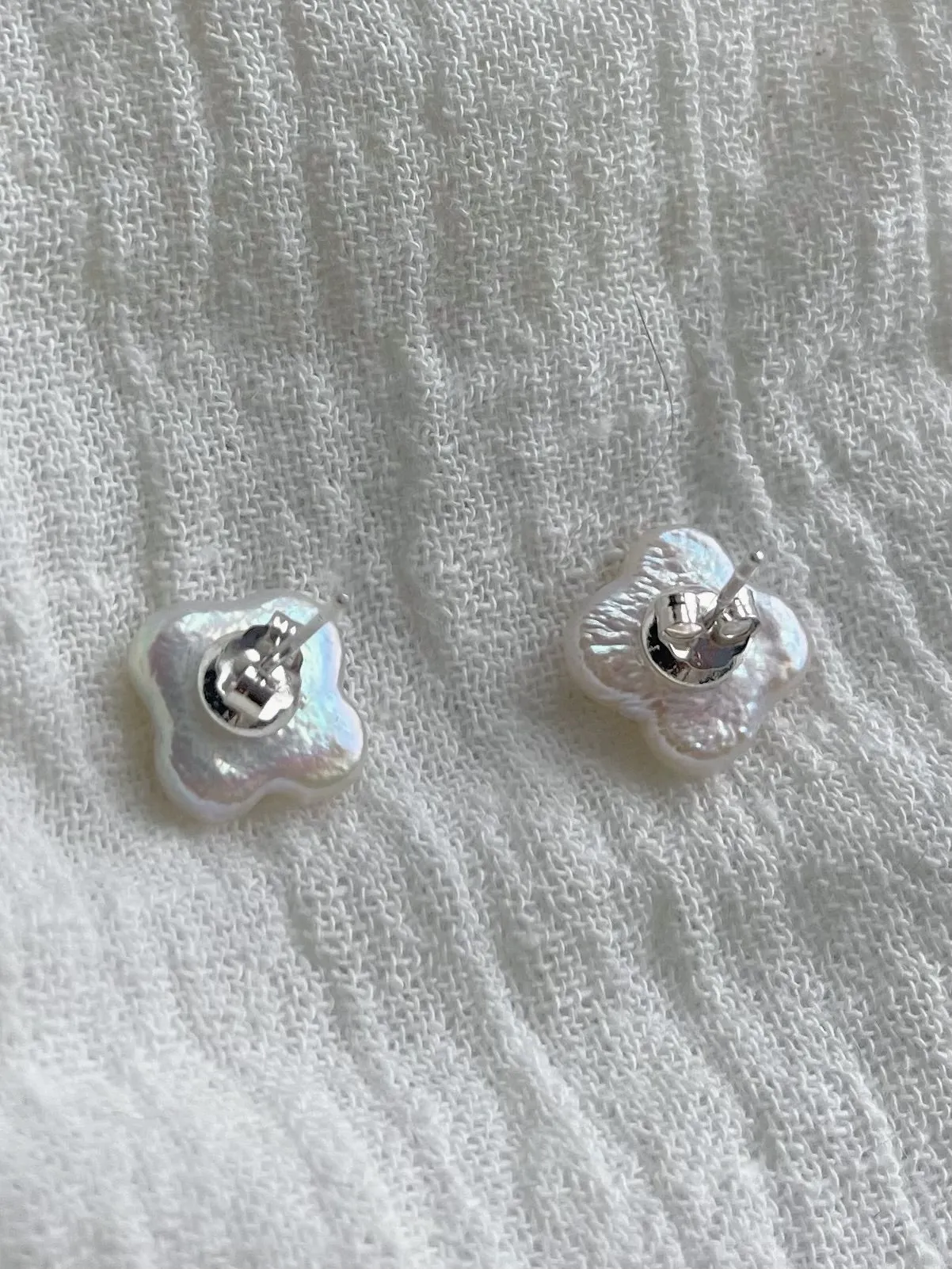 Flower Pearl Earrings