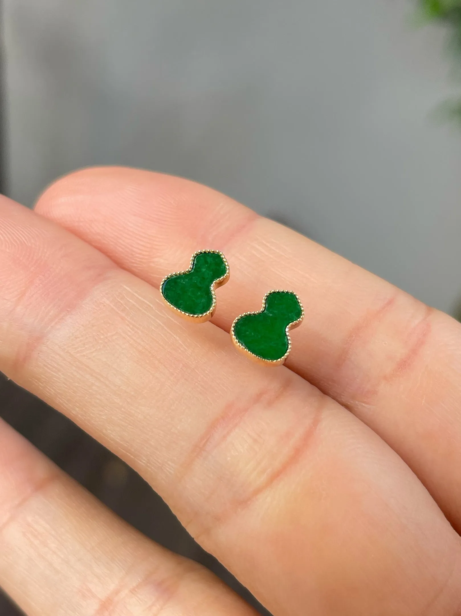 Green Jadeite Earrings - Hu Lu 葫芦 (NJE155)