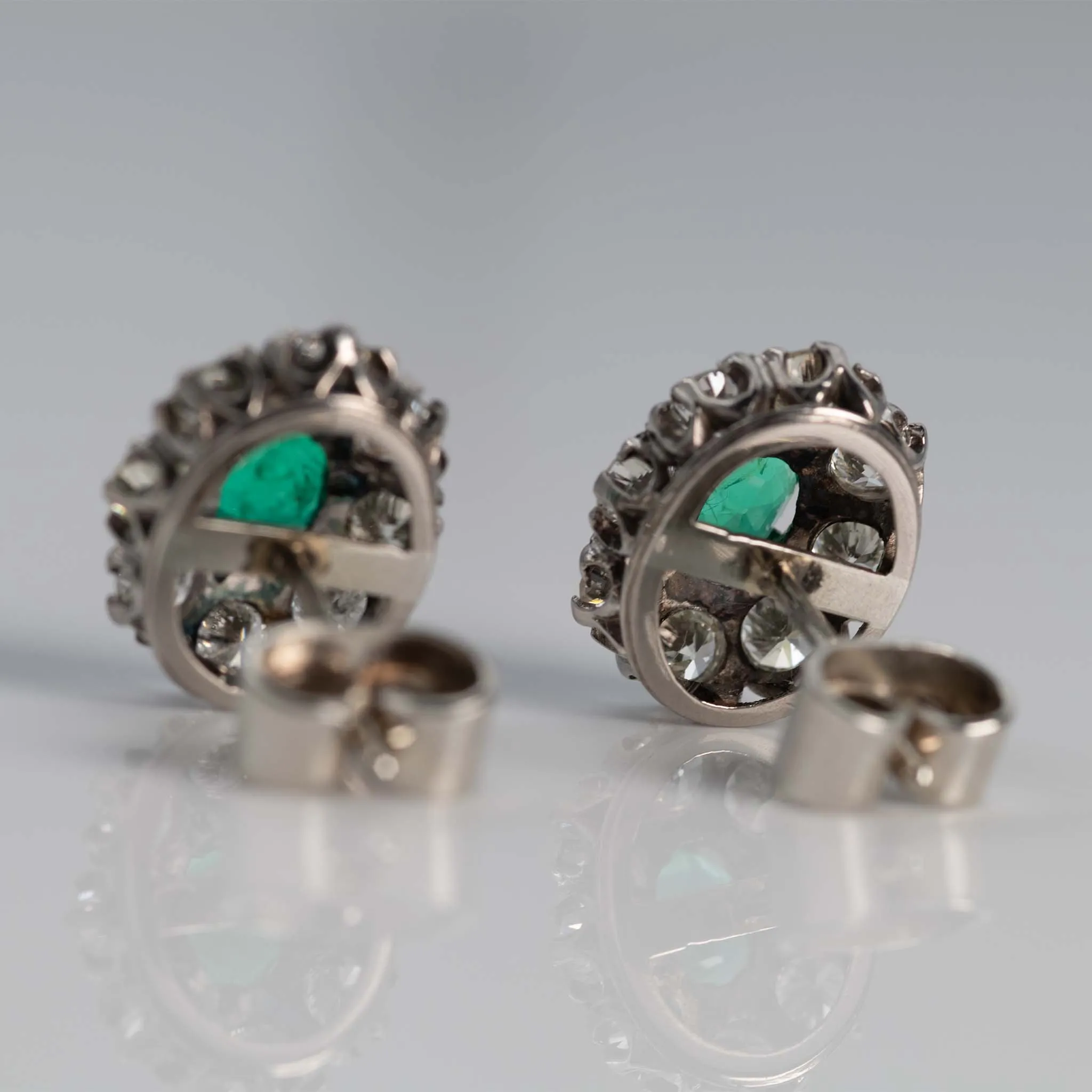 Vintage 18ct White Gold Emerald and Diamond Cluster Earrings